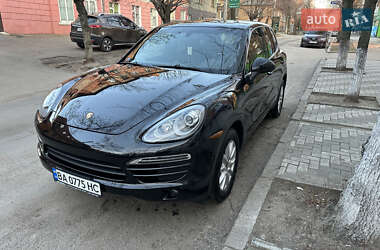 Внедорожник / Кроссовер Porsche Cayenne 2014 в 