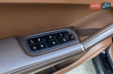 Внедорожник / Кроссовер Porsche Cayenne 2018 в 