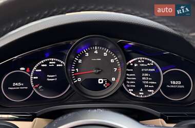 Внедорожник / Кроссовер Porsche Cayenne 2019 в 