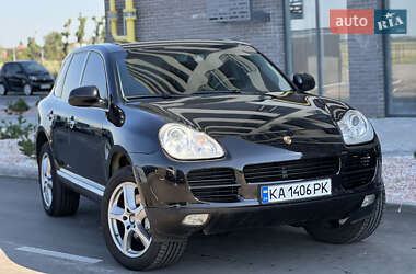 Внедорожник / Кроссовер Porsche Cayenne 2005 в 