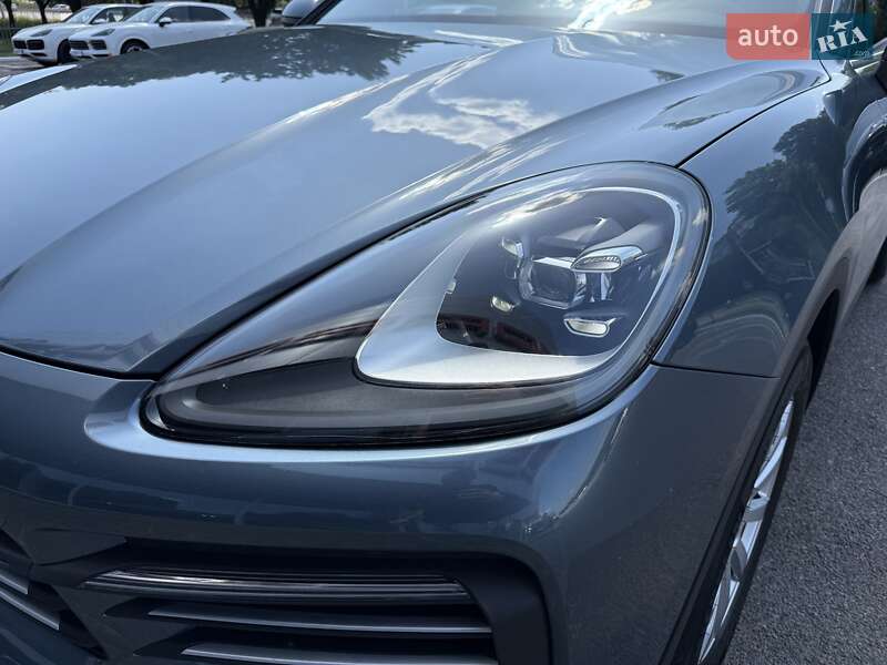Внедорожник / Кроссовер Porsche Cayenne 2018 в Днепре