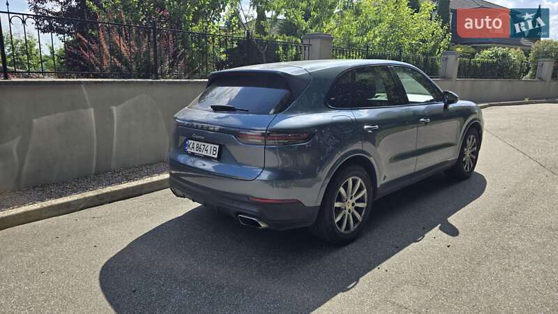Внедорожник / Кроссовер Porsche Cayenne 2019 в Киеве