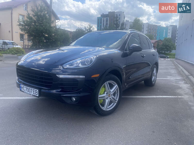 Porsche Cayenne 2016