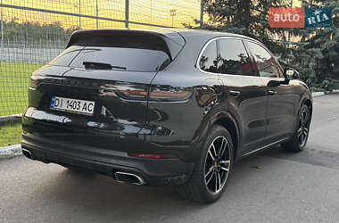 Внедорожник / Кроссовер Porsche Cayenne 2019 в 