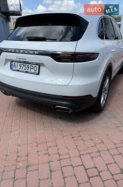 Позашляховик / Кросовер Porsche Cayenne 2019 в 