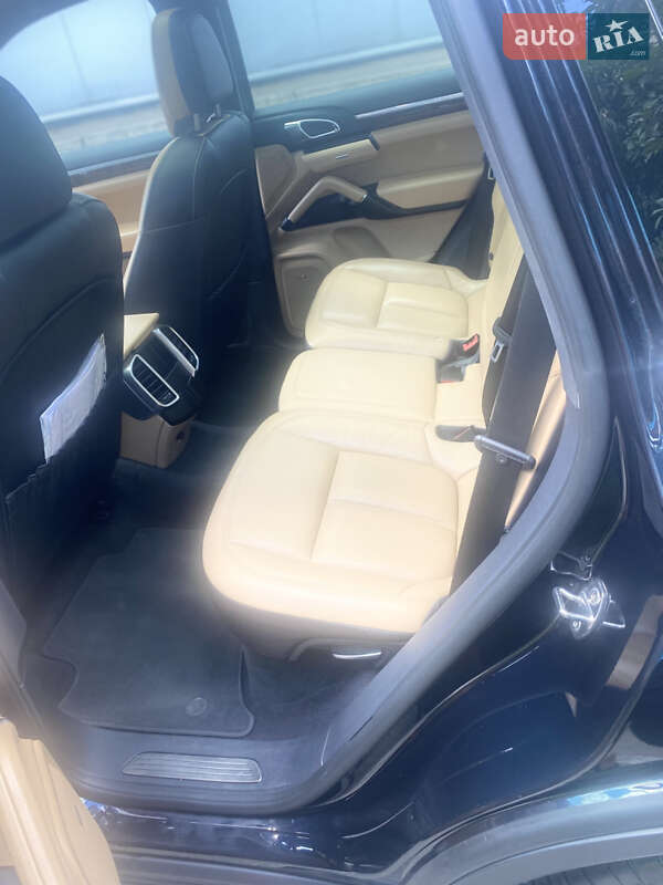 Позашляховик / Кросовер Porsche Cayenne 2016 в Львові фото 8 Позашляховик / Кросовер Porsche Cayenne 2016 в Львові