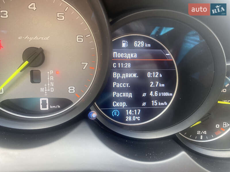 Позашляховик / Кросовер Porsche Cayenne 2016 в Львові фото 43 Позашляховик / Кросовер Porsche Cayenne 2016 в Львові