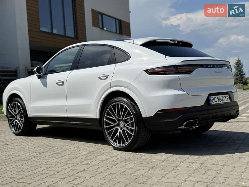 Позашляховик / Кросовер Porsche Cayenne 2019 в Стрию
