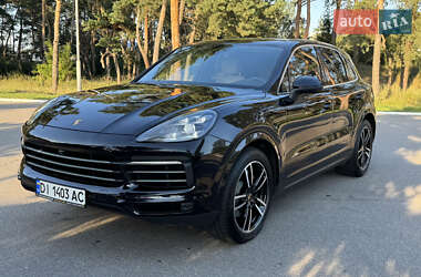 Внедорожник / Кроссовер Porsche Cayenne 2019 в 