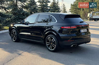 Внедорожник / Кроссовер Porsche Cayenne 2019 в 