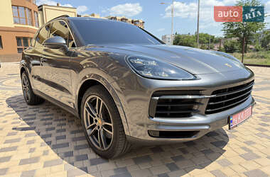 Внедорожник / Кроссовер Porsche Cayenne 2020 в 