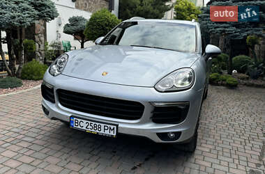 Porsche Cayenne 2015