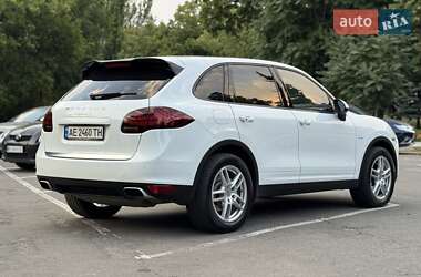 Внедорожник / Кроссовер Porsche Cayenne 2013 в 