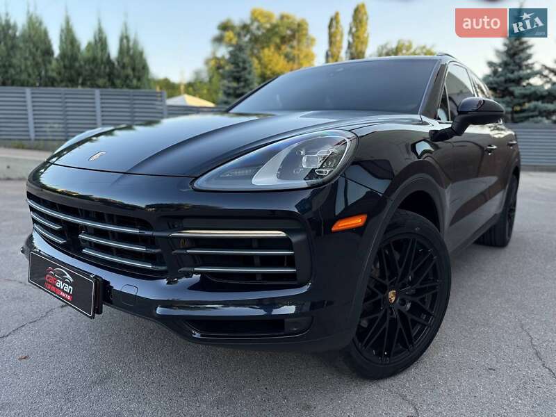 Внедорожник / Кроссовер Porsche Cayenne 2018 в Днепре