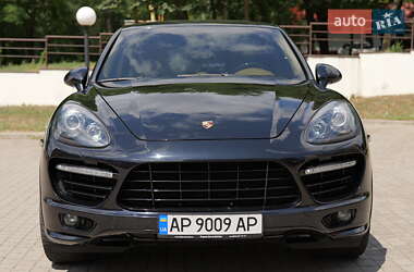 Внедорожник / Кроссовер Porsche Cayenne 2013 в 