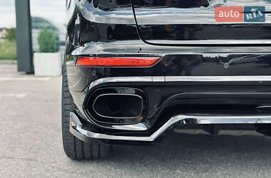 Внедорожник / Кроссовер Porsche Cayenne 2015 в 