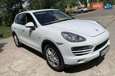 Внедорожник / Кроссовер Porsche Cayenne 2014 в Долине