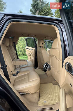 Внедорожник / Кроссовер Porsche Cayenne 2012 в 