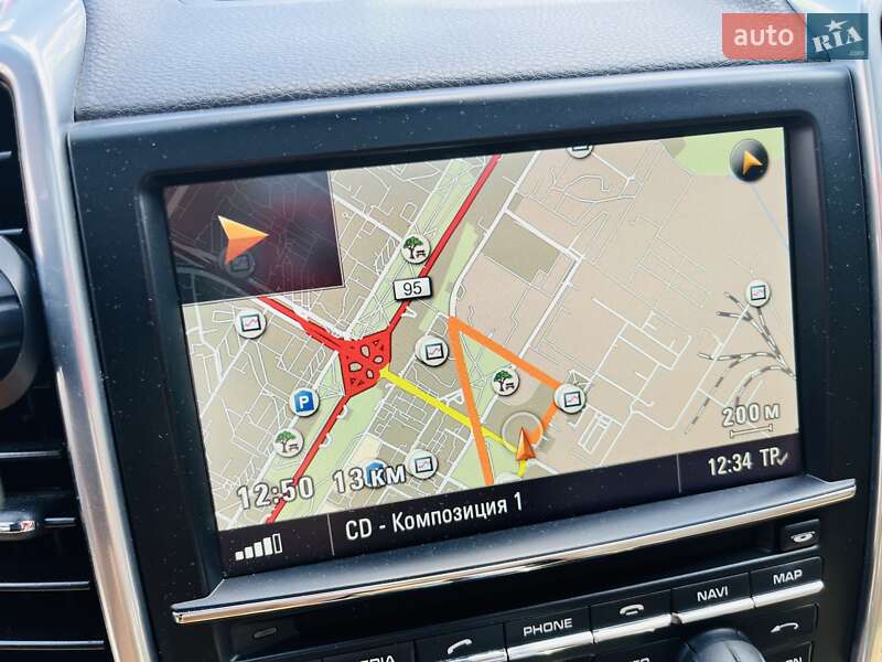 Внедорожник / Кроссовер Porsche Cayenne 2015 в Киеве