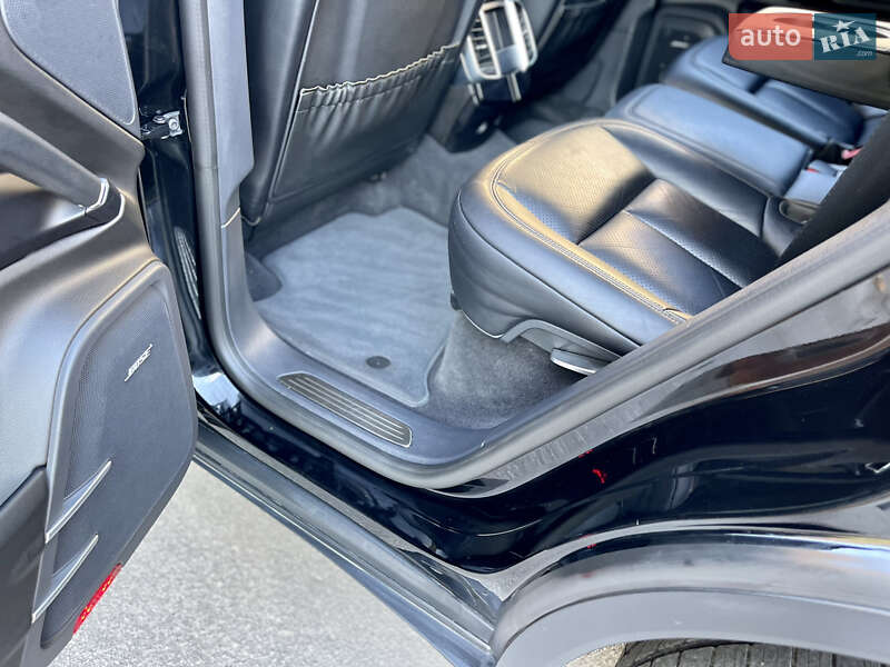 Внедорожник / Кроссовер Porsche Cayenne 2016 в Харькове фото 51 Внедорожник / Кроссовер Porsche Cayenne 2016 в Харькове