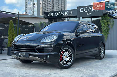 Позашляховик / Кросовер Porsche Cayenne 2011 в Києві
