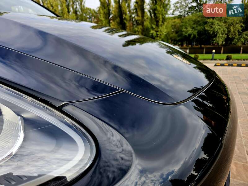 Внедорожник / Кроссовер Porsche Cayenne 2013 в Полтаве