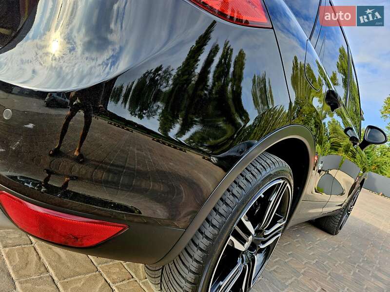 Внедорожник / Кроссовер Porsche Cayenne 2013 в Полтаве