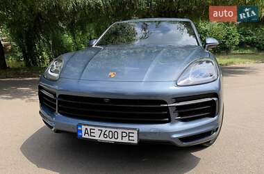 Внедорожник / Кроссовер Porsche Cayenne 2019 в 
