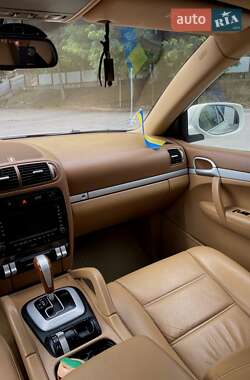 Внедорожник / Кроссовер Porsche Cayenne 2008 в 