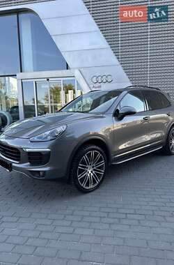 Porsche Cayenne 2015