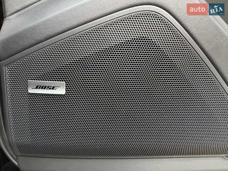 Внедорожник / Кроссовер Porsche Cayenne 2023 в Киеве