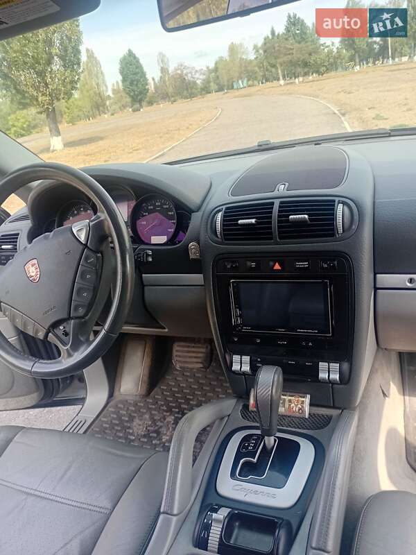 Внедорожник / Кроссовер Porsche Cayenne 2006 в Каменском
