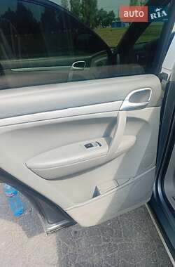 Внедорожник / Кроссовер Porsche Cayenne 2006 в 