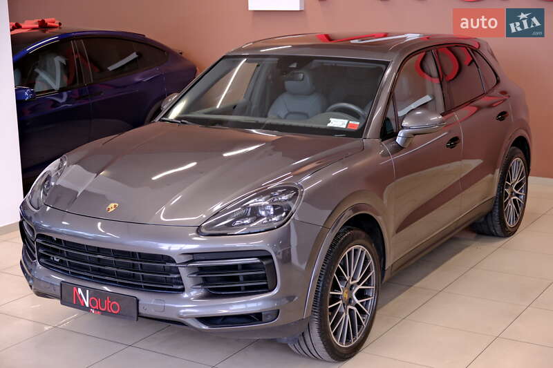 Внедорожник / Кроссовер Porsche Cayenne 2019 в Одессе