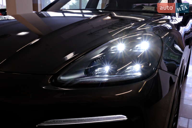 Внедорожник / Кроссовер Porsche Cayenne 2019 в Одессе