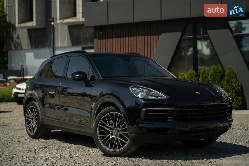 Внедорожник / Кроссовер Porsche Cayenne 2019 в Черновцах