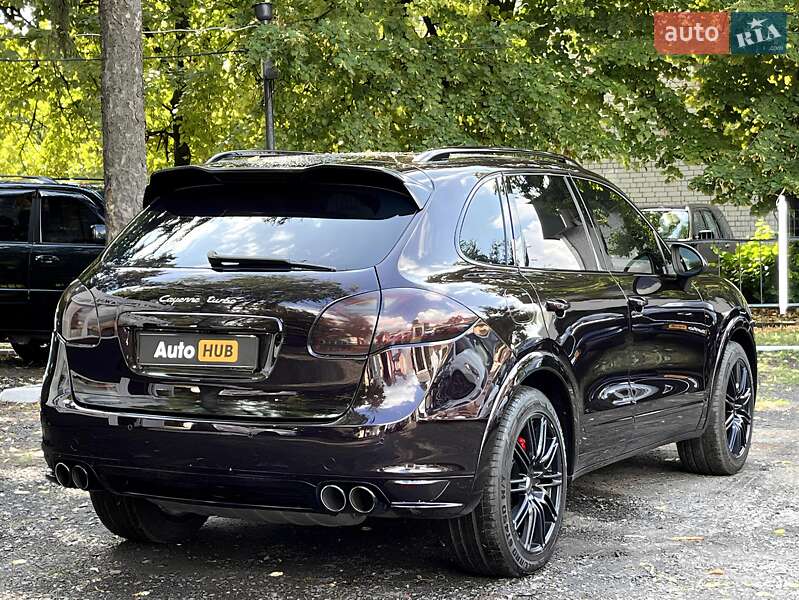 Позашляховик / Кросовер Porsche Cayenne 2011 в Харкові