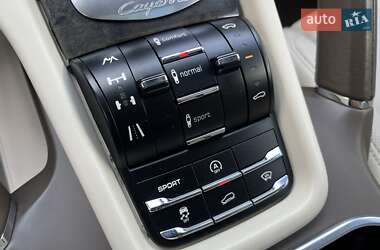 Внедорожник / Кроссовер Porsche Cayenne 2011 в 