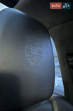 Позашляховик / Кросовер Porsche Cayenne 2012 в 