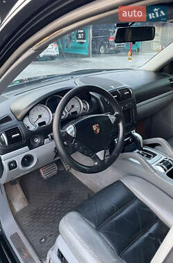 Внедорожник / Кроссовер Porsche Cayenne 2006 в 