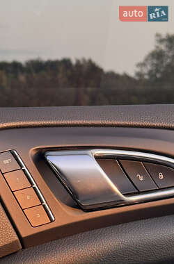 Внедорожник / Кроссовер Porsche Cayenne 2013 в 