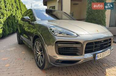 Внедорожник / Кроссовер Porsche Cayenne 2019 в 