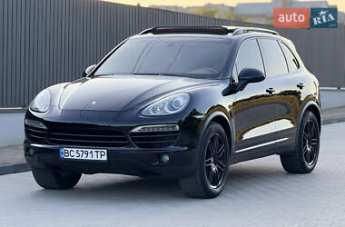 Porsche Cayenne 2012 Porsche Cayenne 2012