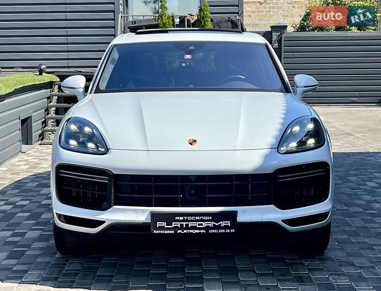 Внедорожник / Кроссовер Porsche Cayenne 2018 в Киеве