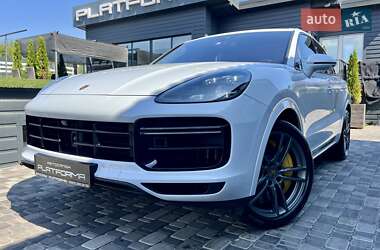 Внедорожник / Кроссовер Porsche Cayenne 2018 в Киеве