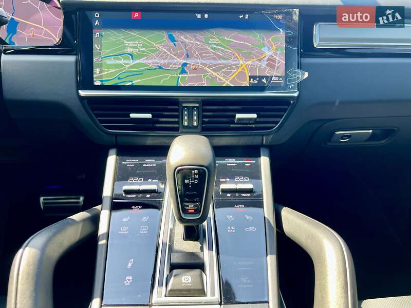 Внедорожник / Кроссовер Porsche Cayenne 2018 в Киеве