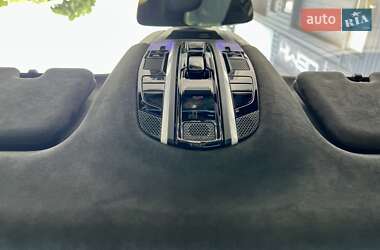 Внедорожник / Кроссовер Porsche Cayenne 2018 в 