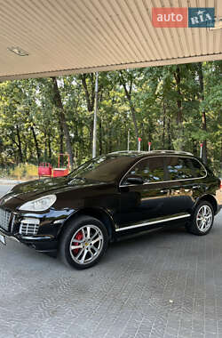 Внедорожник / Кроссовер Porsche Cayenne 2006 в 