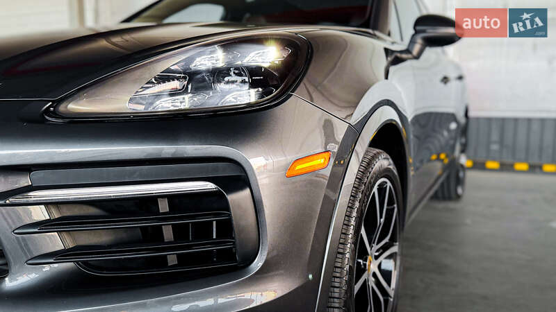 Внедорожник / Кроссовер Porsche Cayenne 2021 в Ровно