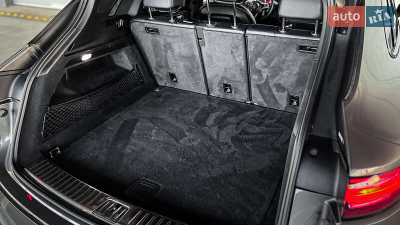 Внедорожник / Кроссовер Porsche Cayenne 2021 в Ровно фото 45 Внедорожник / Кроссовер Porsche Cayenne 2021 в Ровно